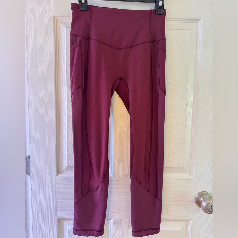 Lululemon “All The Right Places” No Front Seam Crop 23” Size 6